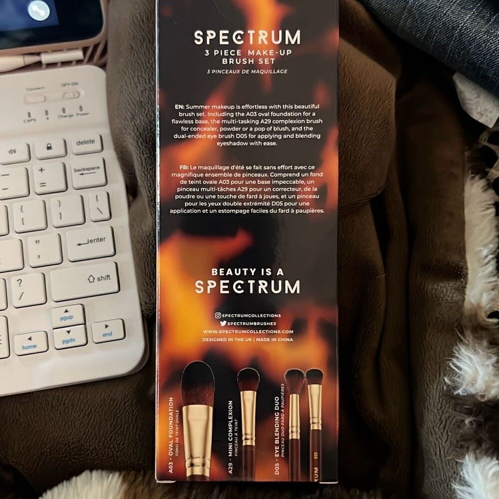 Spectrum Make-UP Brush Set - Picture 2 of 2